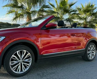 租车 Volkswagen T-Roc Cabrio #15106 Automatic 在 在阿利坎特，配备 1.5L 发动机 ➤ 来自 叶夫赫尼娅 在西班牙。