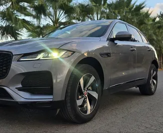 租车 Jaguar F-PACE #15115 Automatic 在 在阿利坎特，配备 2.0L 发动机 ➤ 来自 叶夫赫尼娅 在西班牙。