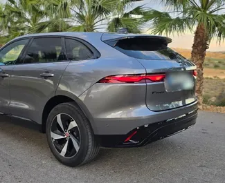 Jaguar F-PACE 2022 的 Diesel 2.0L 发动机，在 在阿利坎特 出租。