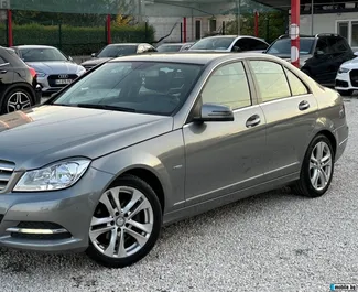 租赁 Mercedes-Benz C-Class 的正面视图，在布尔加斯机场, 保加利亚 ✓ 汽车编号 #15217。✓ Automatic 变速箱 ✓ 0 评论。