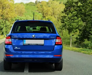Skoda Fabia Combi 租赁。在 在匈牙利 出租的 经济, 舒适性 汽车 ✓ Deposit of 400 EUR ✓ 提供 TPL, CDW, FDW, Abroad 保险选项。