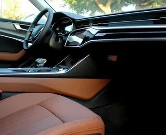 Audi A6 Allroad 2024 的 Petrol L 发动机，在 在迪拜 出租。