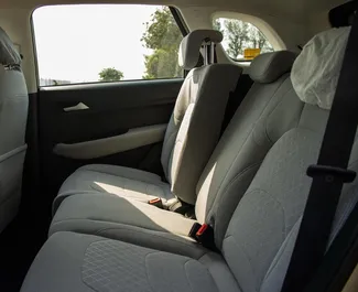 Chevrolet Captiva 2025 搭载 All wheel drive 系统，在迪拜 可用。