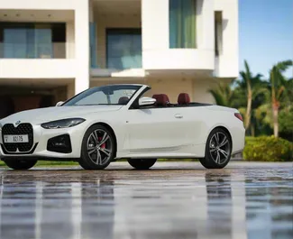 租车 BMW 430i Cabrio #15323 Automatic 在 在迪拜，配备 L 发动机 ➤ 来自 阿巴斯 阿联酋。