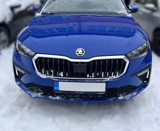 租赁 Skoda Scala 的正面视图，在布达佩斯, 匈牙利 ✓ 汽车编号 #15393。✓ Automatic 变速箱 ✓ 0 评论。