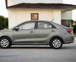 Kia Pegas 租赁。在 阿联酋 出租的 经济 汽车 ✓ Deposit of 1000 AED ✓ 提供 TPL 保险选项。