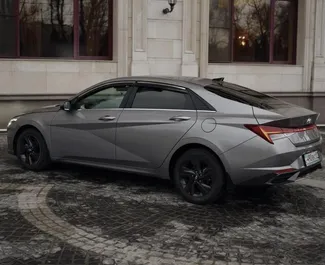 在 在哈萨克斯坦 租赁 Hyundai Elantra 2022 汽车，特点包括 ✓ 使用 Petrol 燃料和 128 马力 ➤ 起价 23000 KZT 每天。