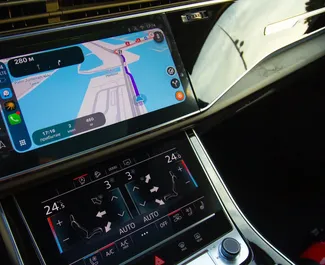 Audi Q7 2024 在 在迪拜 可租赁，具有 250 km/day 里程限制。