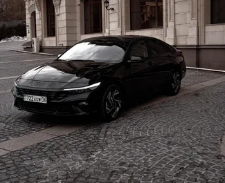 租赁 Hyundai Elantra 的正面视图，在阿拉木图, 哈萨克斯坦 ✓ 汽车编号 #15529。✓ Automatic 变速箱 ✓ 0 评论。