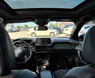 Peugeot 2008 租赁。在 在土耳其 出租的 舒适性, 交叉 汽车 ✓ Deposit of 500 USD ✓ 提供 TPL, CDW, SCDW, FDW, Theft 保险选项。