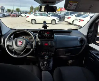 Fiat Fiorino 租赁。在 在土耳其 出租的 经济, 舒适性, 小型货车 汽车 ✓ Deposit of 300 USD ✓ 提供 TPL, CDW, FDW, Theft 保险选项。