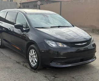 租车 Chrysler Voyager #15482 Automatic 在 在埃里温，配备 3.6L 发动机 ➤ 来自 拉菲克 在亚美尼亚。