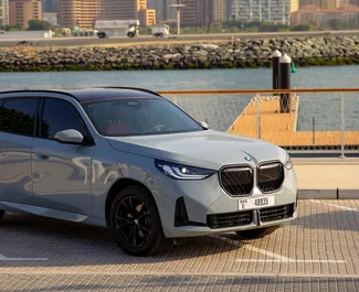 在 阿联酋 租赁 BMW X3 2026 汽车，特点包括 ✓ 使用 Petrol 燃料和 245 马力 ➤ 起价 550 AED 每天。