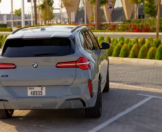 BMW X3 租赁。在 阿联酋 出租的 舒适性, 高级, 交叉 汽车 ✓ Without Deposit ✓ 提供 TPL, SCDW, FDW, Passengers, Theft, No Deposit 保险选项。