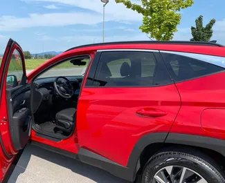 Hyundai Tucson 2024 的 Petrol 1.6L 发动机，在 在卢布尔雅那 出租。