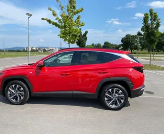 在 在斯洛文尼亚 租赁 Hyundai Tucson 2024 汽车，特点包括 ✓ 使用 Petrol 燃料和 180 马力 ➤ 起价 70 EUR 每天。
