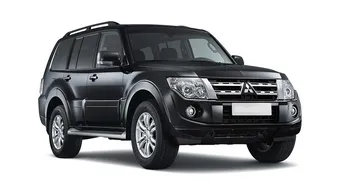 Mitsubishi-Pajero-2010